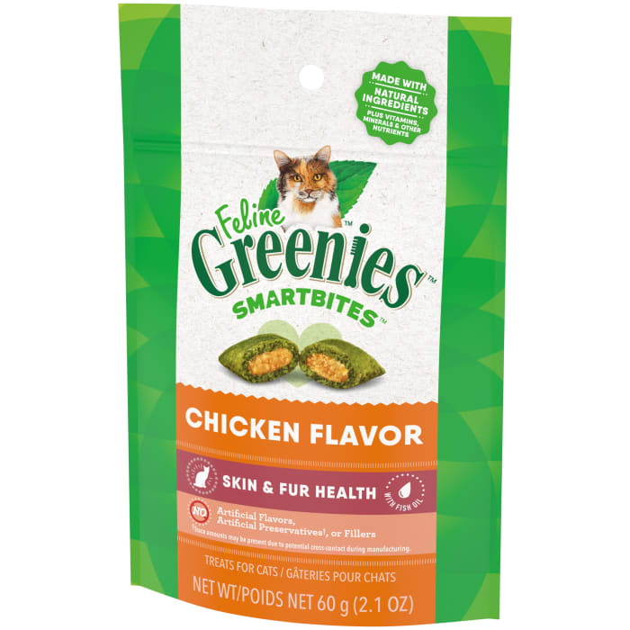 Greenies Feline SmartBites Skin & Fur Crunchy & Soft Adult Cat Treats Chicken 2.1oz