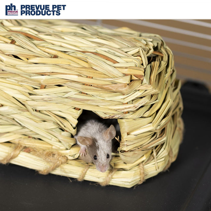 Prevue Pet Products Nature's Hideaway Grass Hut for Small Animals