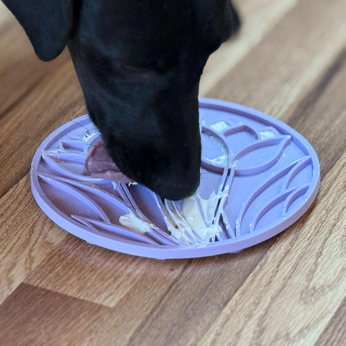SodaPup Tulip Design eMat Enrichment Lick Mat With Suction Cups