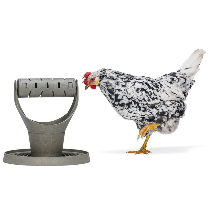 Jeffers Backyard Chicken Feed Tower – Promotes Exercise and Mental Stimulation