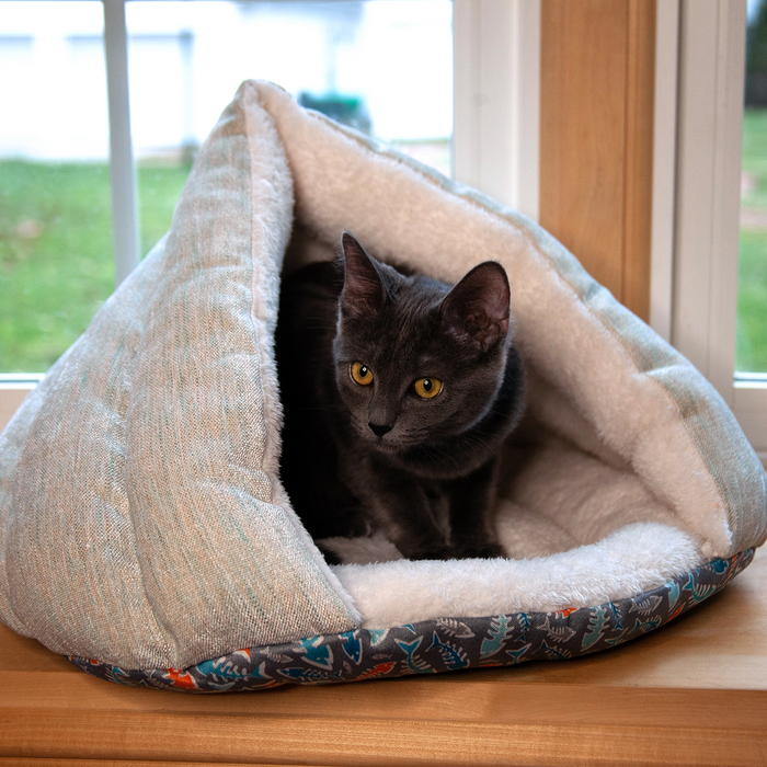 Jolly Pets Kitty Kasa Hut Cat Bed