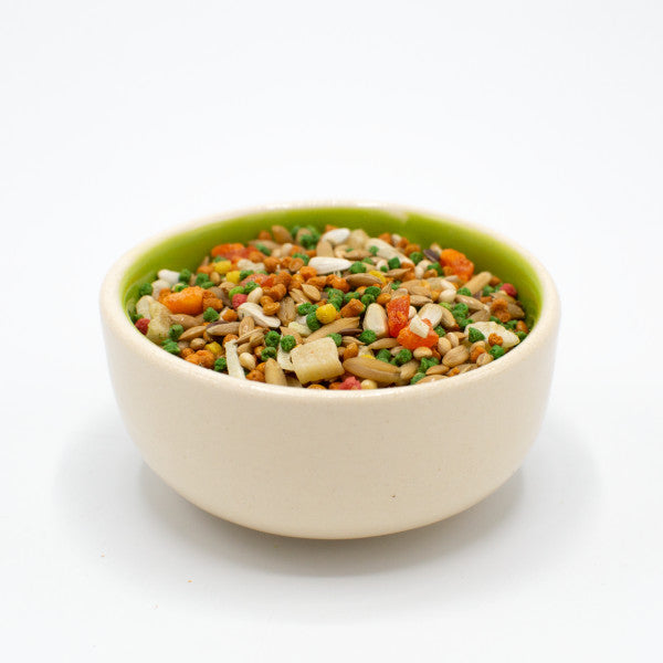 ZuPreem Smart Selects Bird Food for Parrots & Conures - African Greys, Amazons, Eclectus, Small Cockatoos 4lb