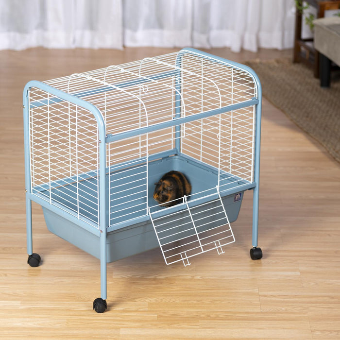 Prevue Pet Products Small Animal Home with Stand