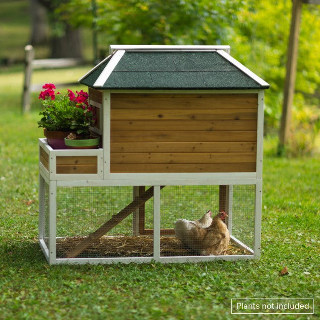 Prevue Pet Products Chicken Coop with Herb Planter